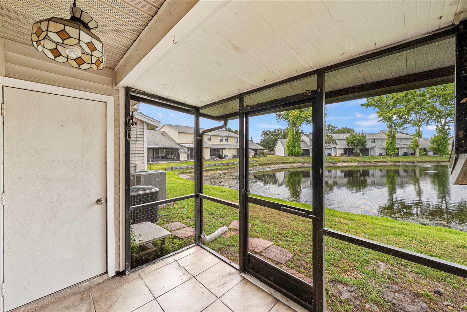 Townhouse at 5314 ABINGER CT, TAMPA, photo 24 of 40