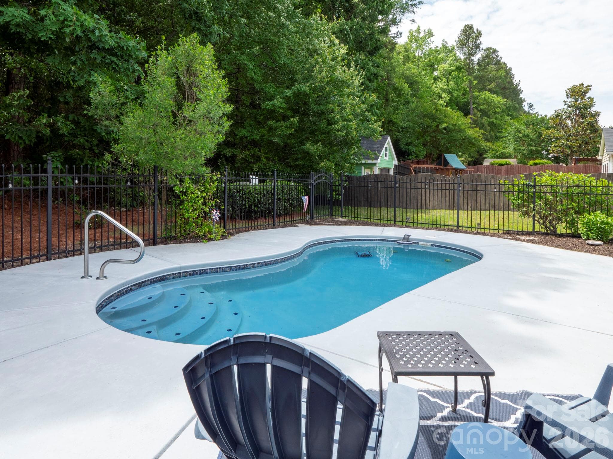 Refreshing pool right outside the screened in porch - 1101 Jasmine Drive, Indian Land