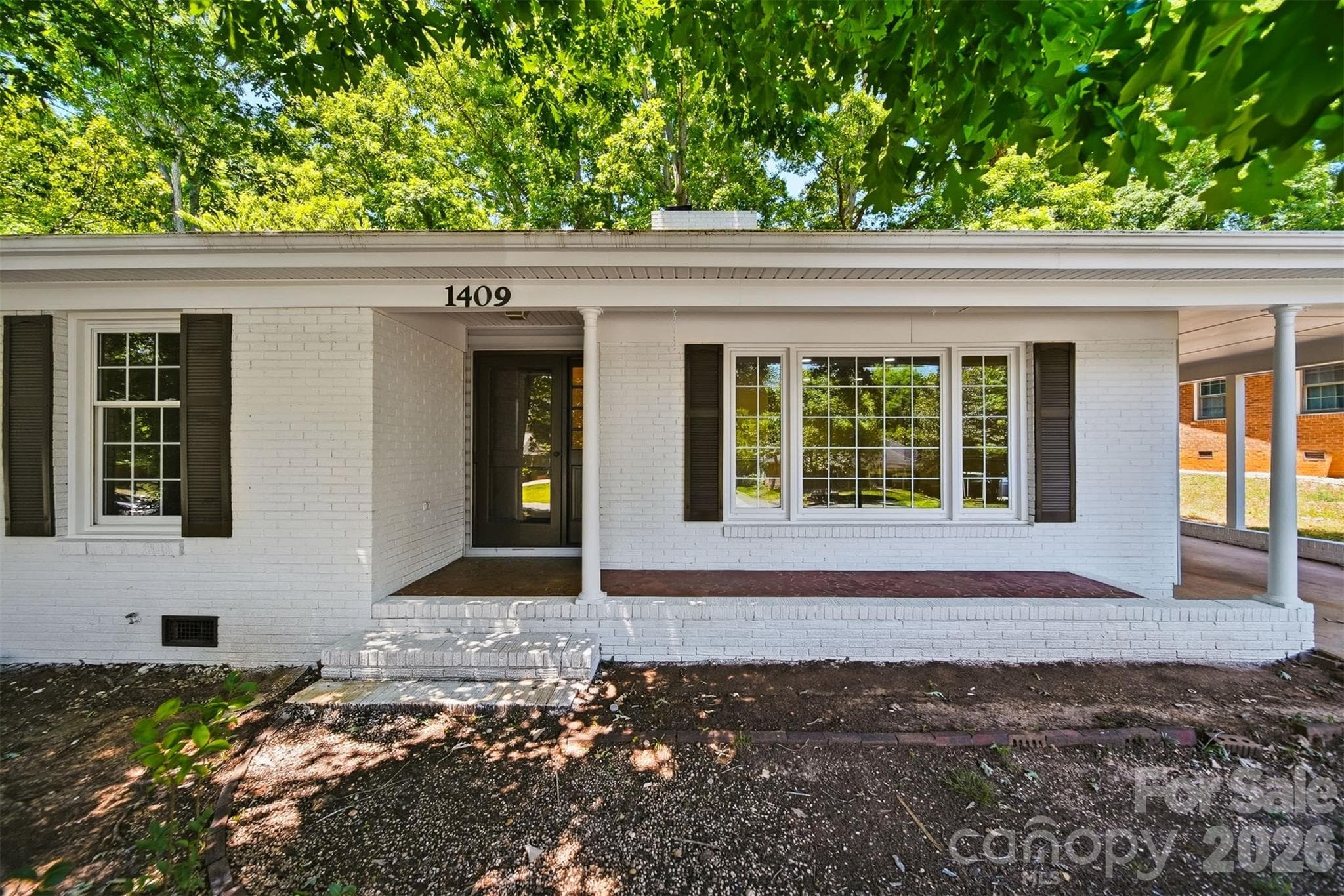 Single Family Residence at Charlotte, photo 2 of 36