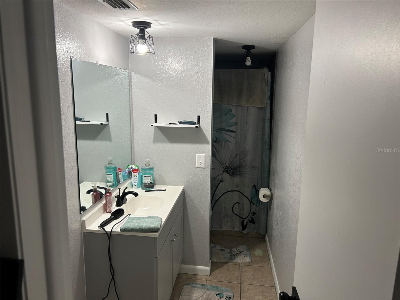 Condominium at 6301 58TH ST N #506, PINELLAS PARK, photo 4 of 5
