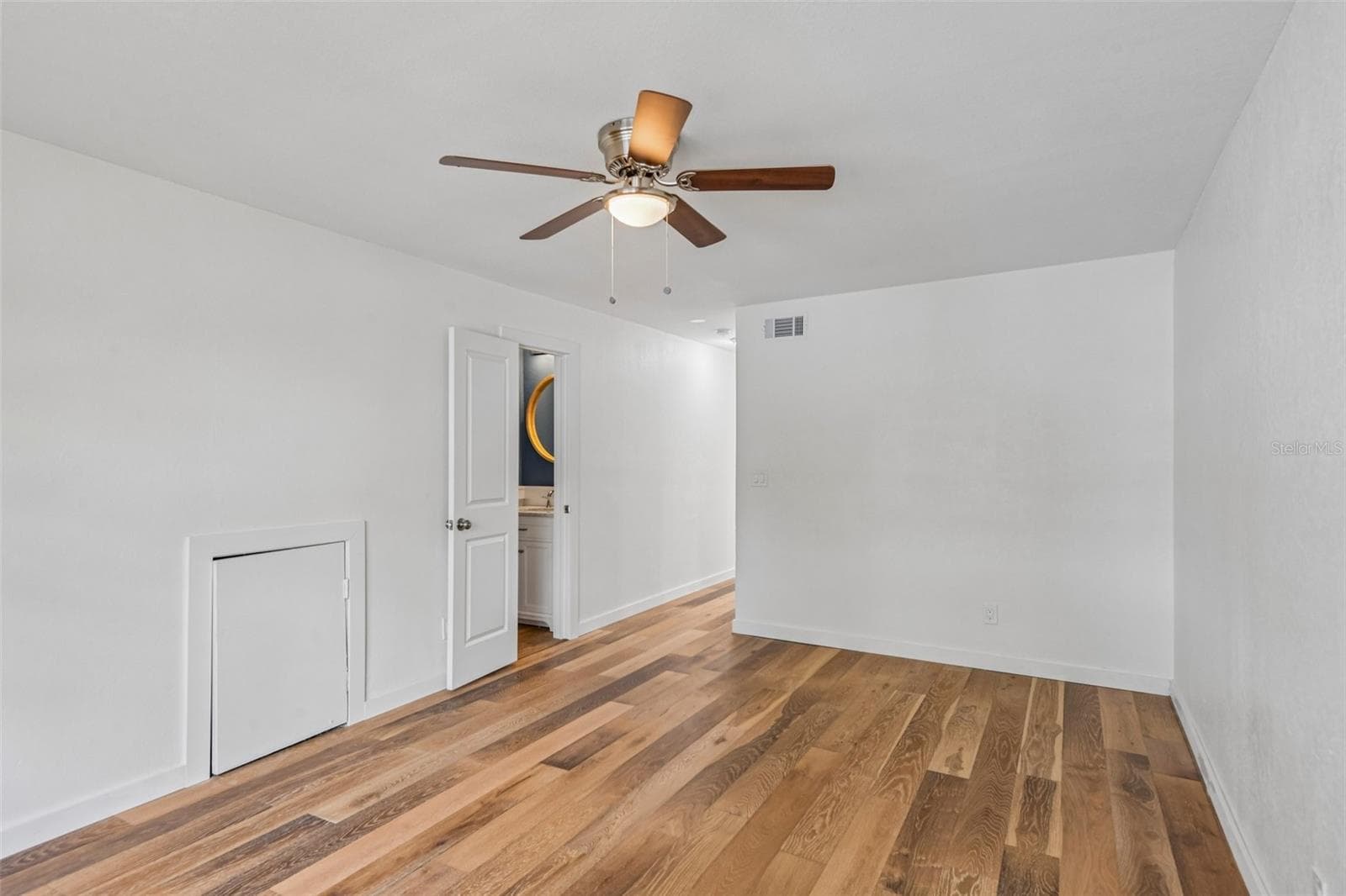 Condominium at 7192 E BANK DR #7192, TAMPA, photo 11 of 38