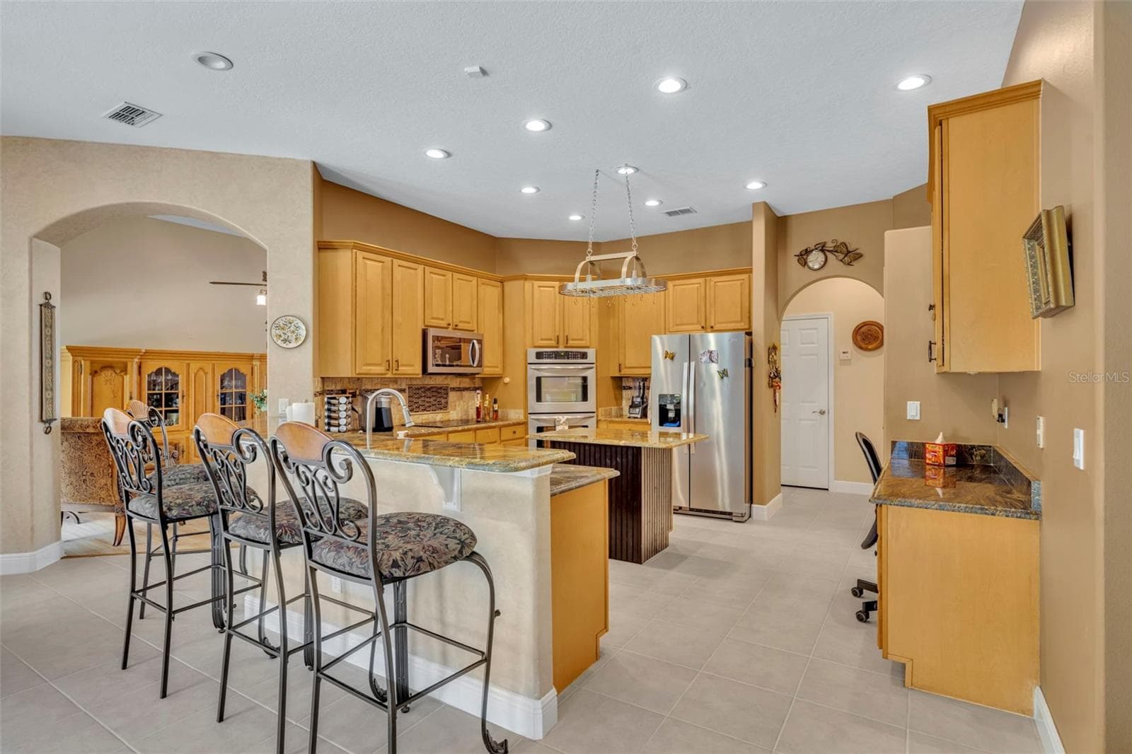 Single Family Residence at 2518 EMERALD TREE LN, APOPKA, photo 12 of 52