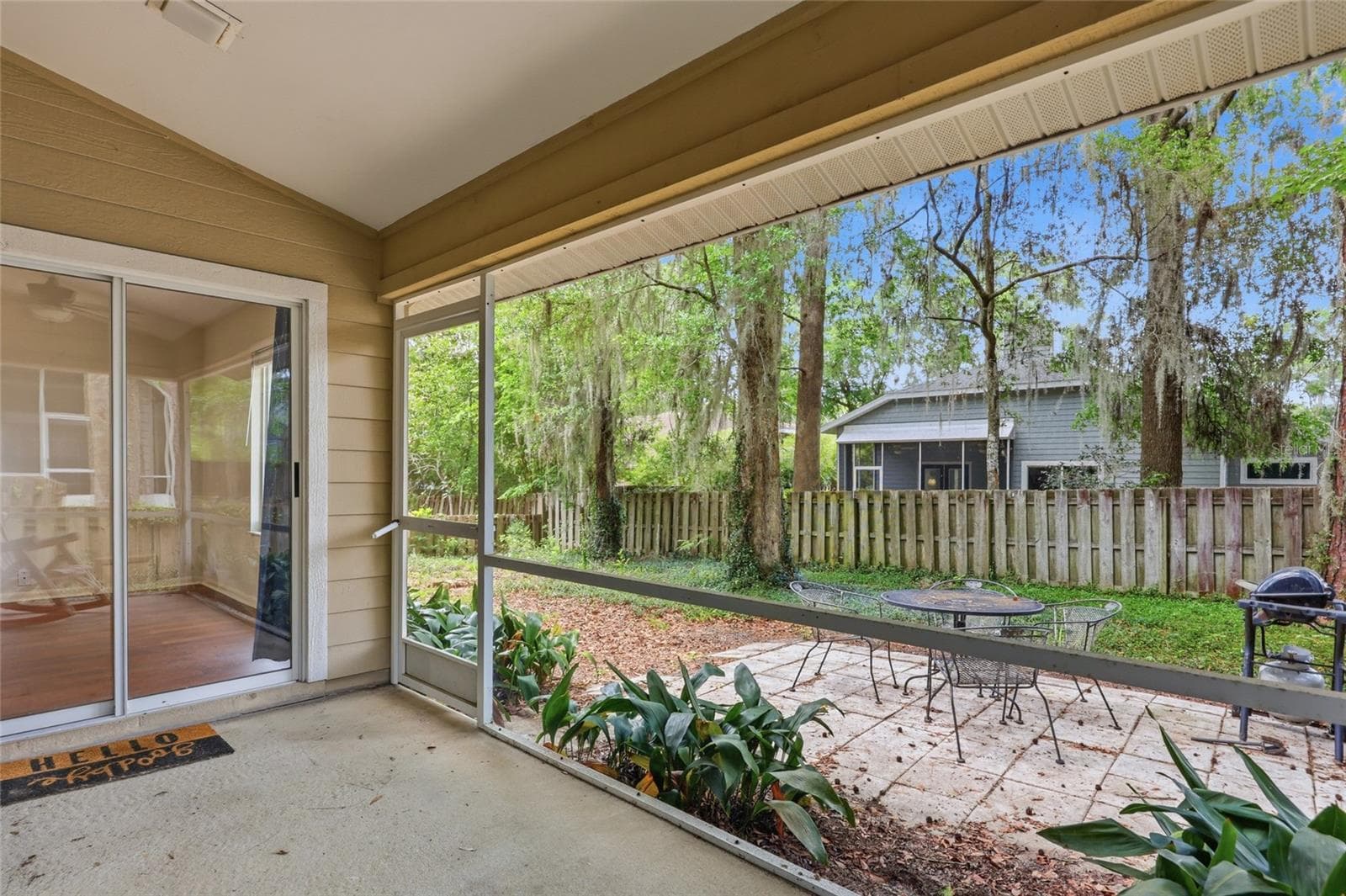 Single Family Residence at 1736 NW 16TH PL, GAINESVILLE, photo 20 of 25