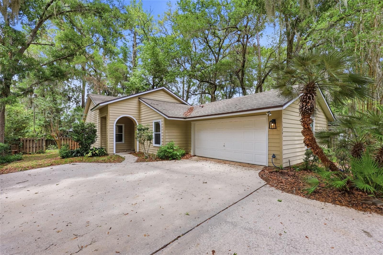 Single Family Residence at 1736 NW 16TH PL, GAINESVILLE, photo 24 of 25