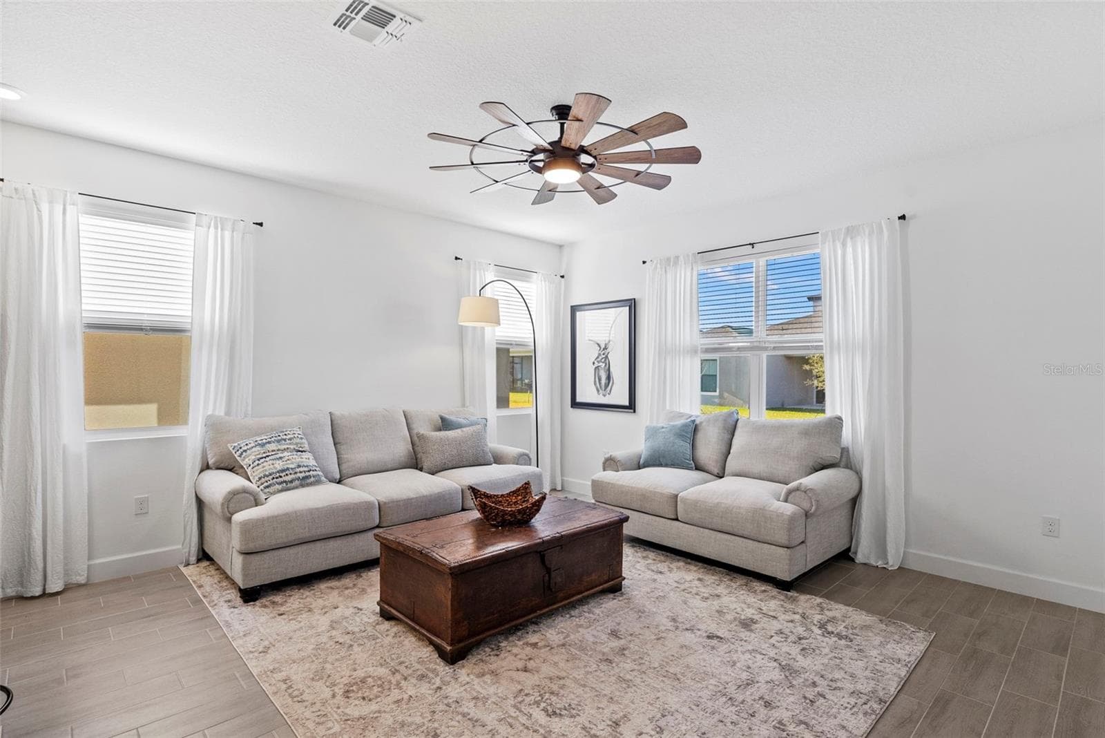 Single Family Residence at 6026 JENSEN VIEW AVE, APOLLO BEACH, photo 6 of 26