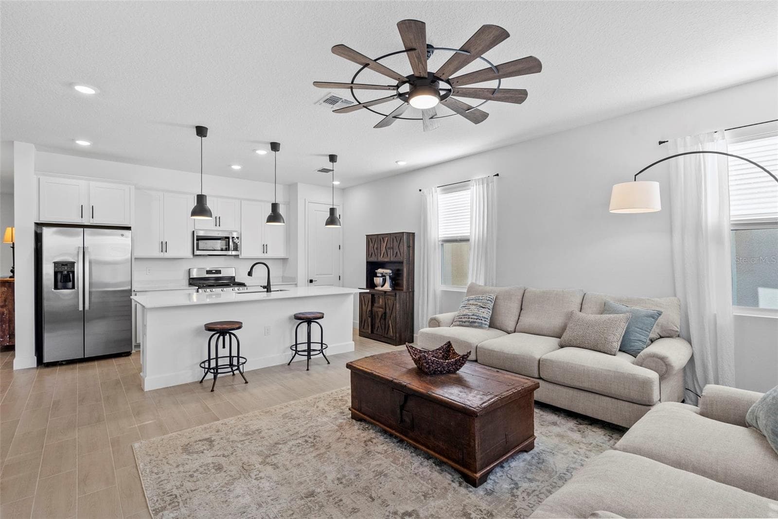 Single Family Residence at 6026 JENSEN VIEW AVE, APOLLO BEACH, photo 8 of 26