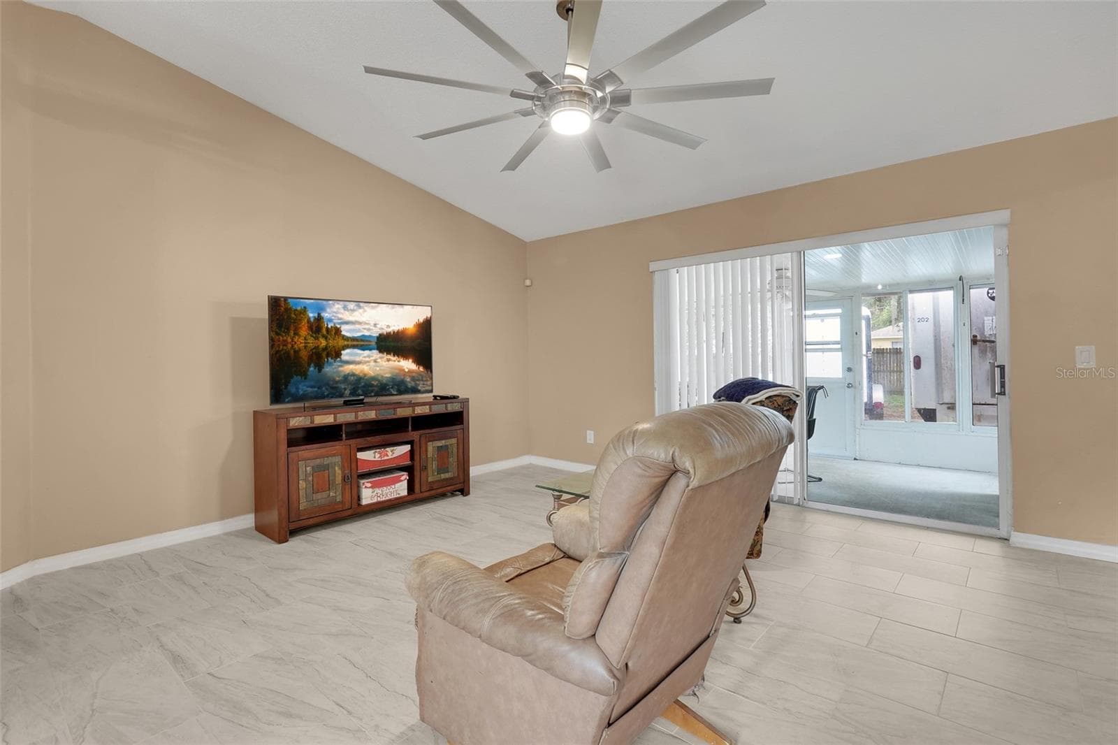 Living Room - 10752 CRESCENDO LOOP, CLERMONT