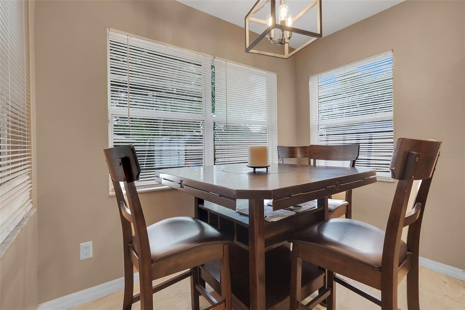 Eat-in Kitchen - 10752 CRESCENDO LOOP, CLERMONT