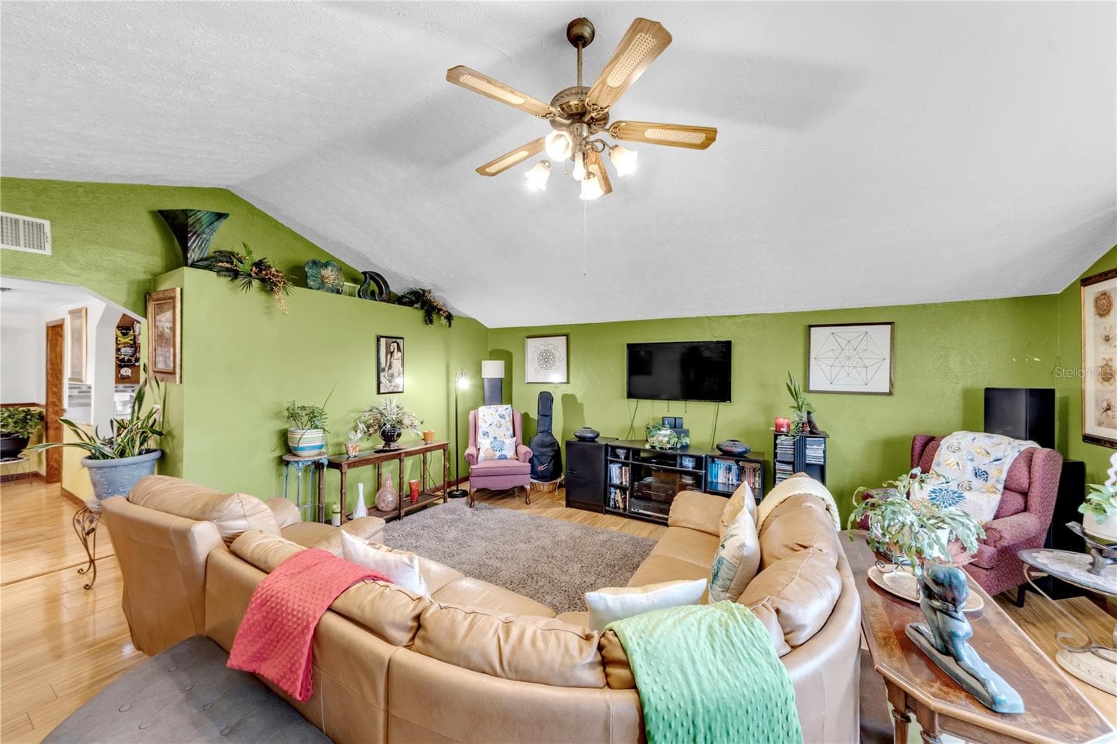 Single Family Residence at 13610 ACKER RD, DOVER, photo 37 of 53