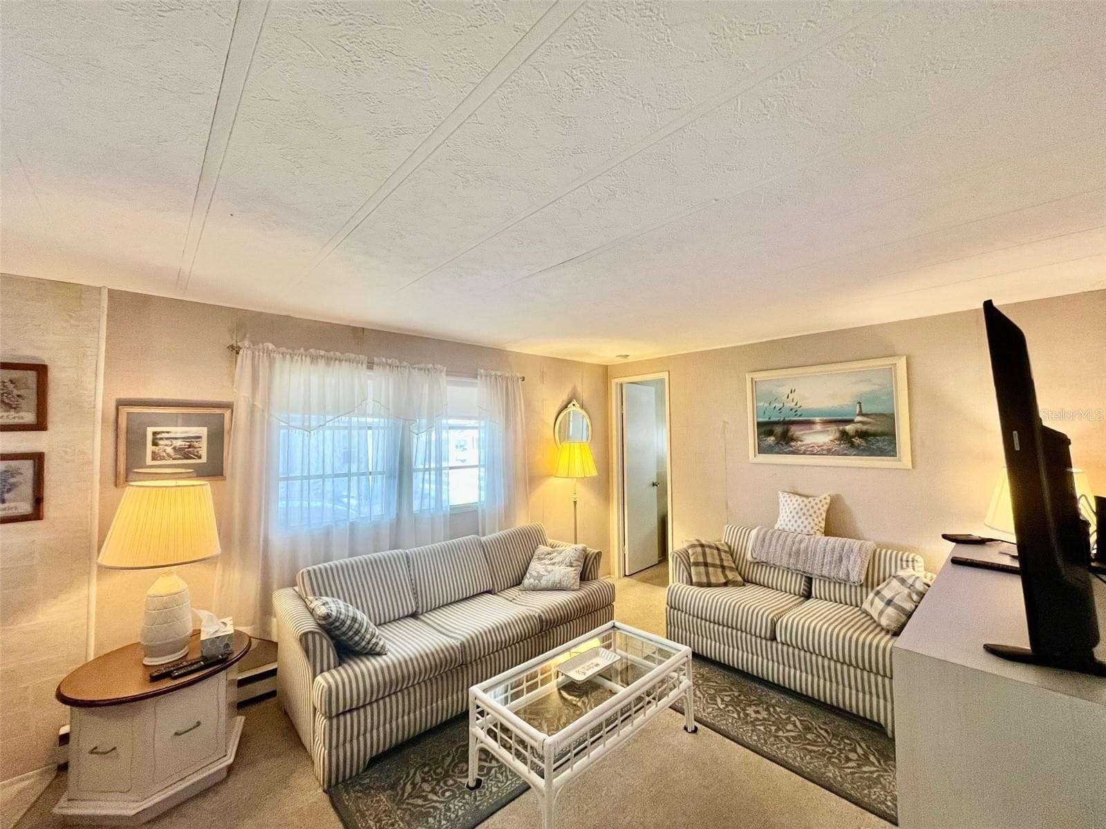 Mobile Home at 130 MELODY LN, TARPON SPRINGS, photo 5 of 47