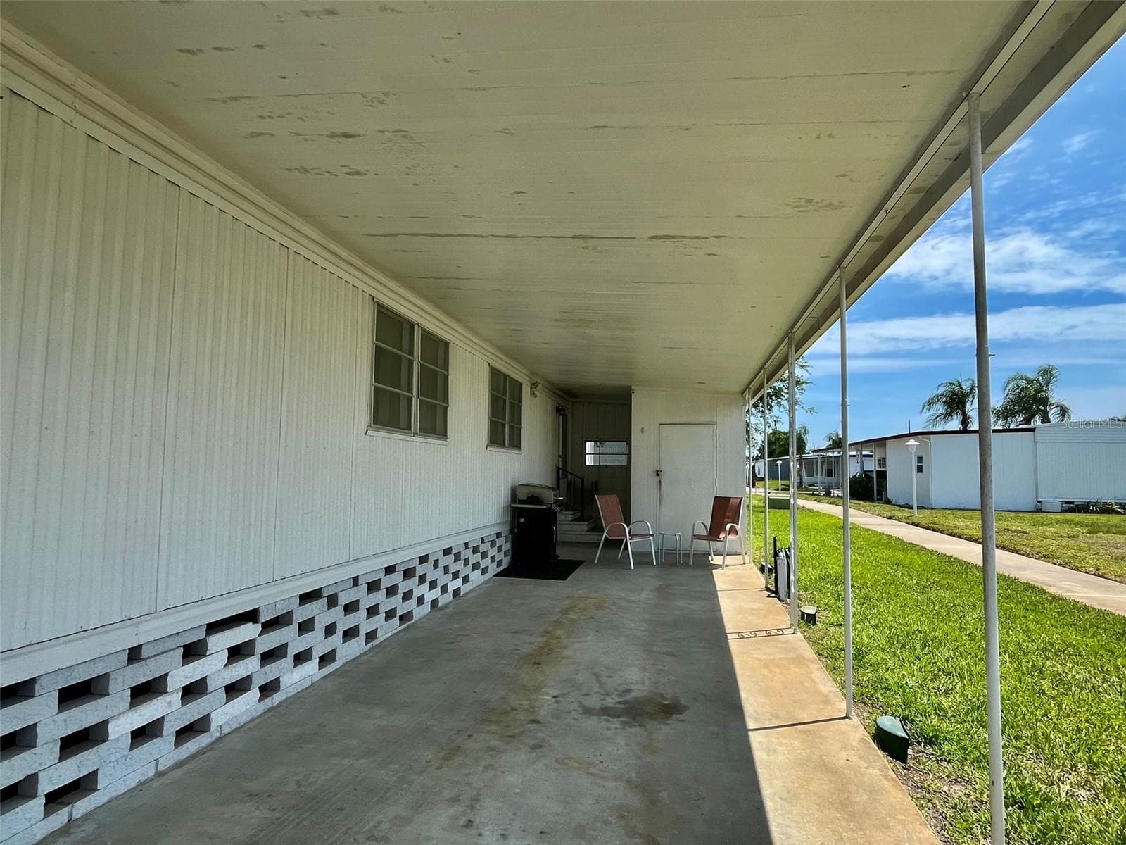 Mobile Home at 130 MELODY LN, TARPON SPRINGS, photo 22 of 47