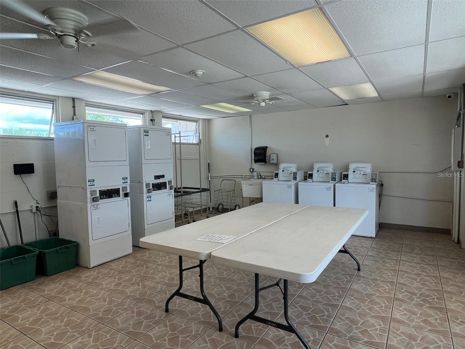 Mobile Home at 130 MELODY LN, TARPON SPRINGS, photo 45 of 47