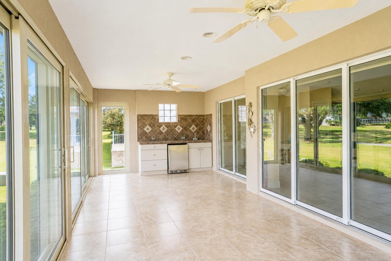 Single Family Residence at 2696 MIDLAND TER, THE VILLAGES, photo 18 of 42