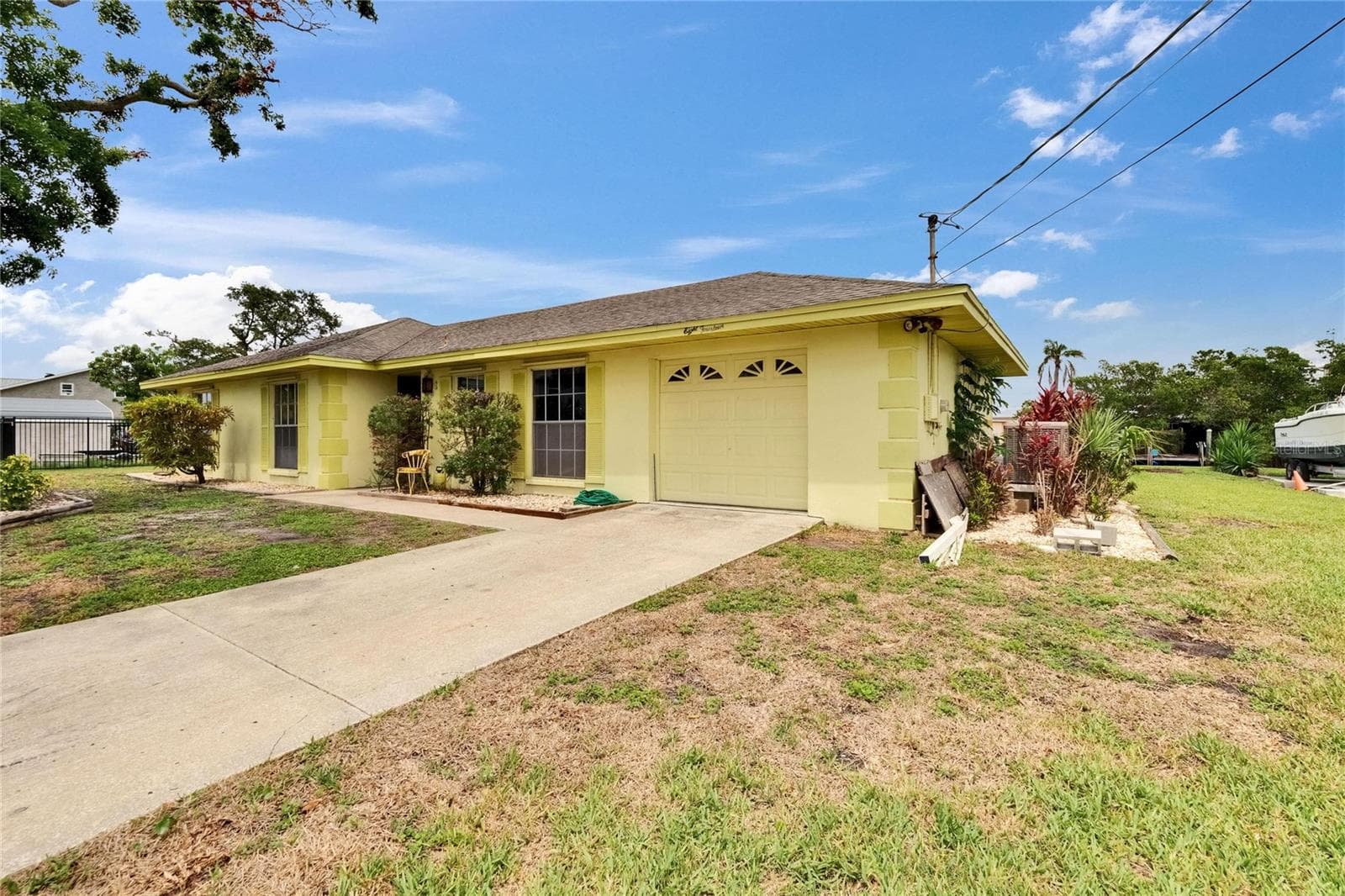 Single Family Residence at 814 SEABREEZE DR, RUSKIN, photo 10 of 38