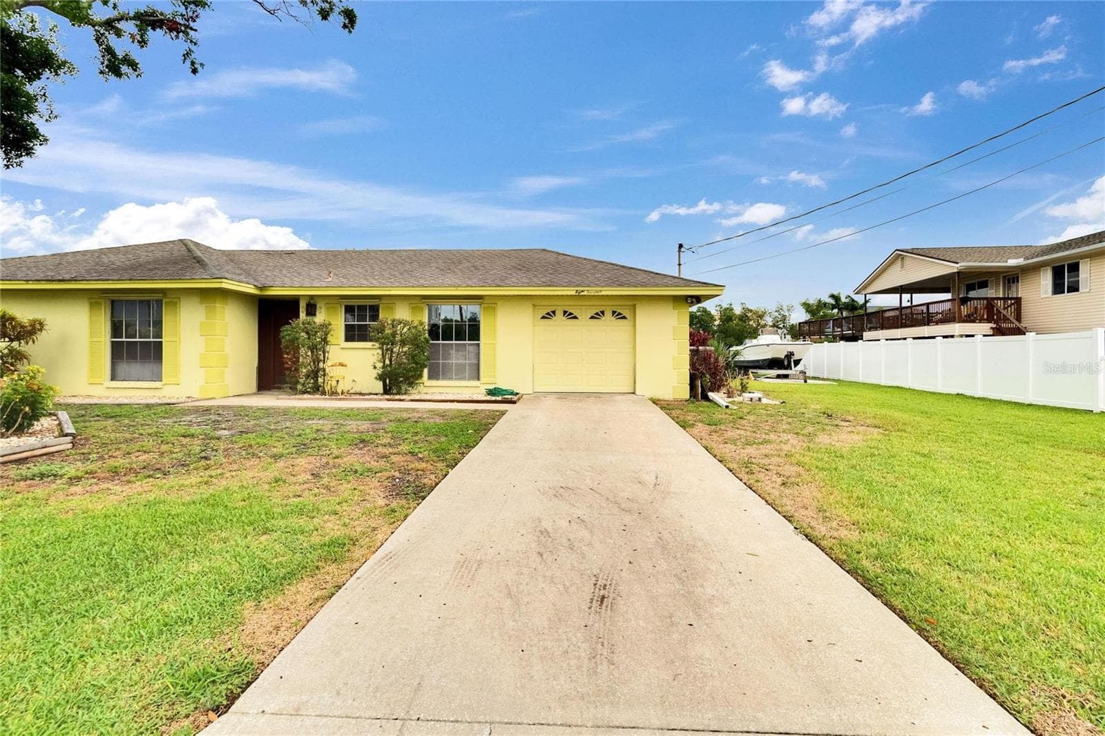 Single Family Residence at 814 SEABREEZE DR, RUSKIN, photo 11 of 38