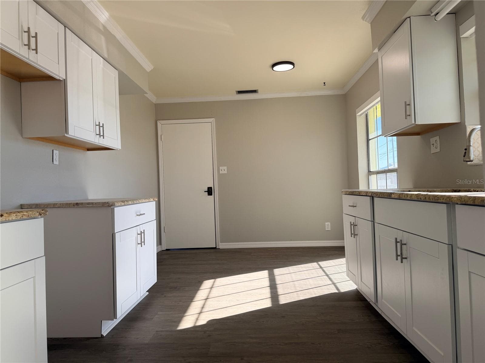 Single Family Residence at 814 SEABREEZE DR, RUSKIN, photo 17 of 38
