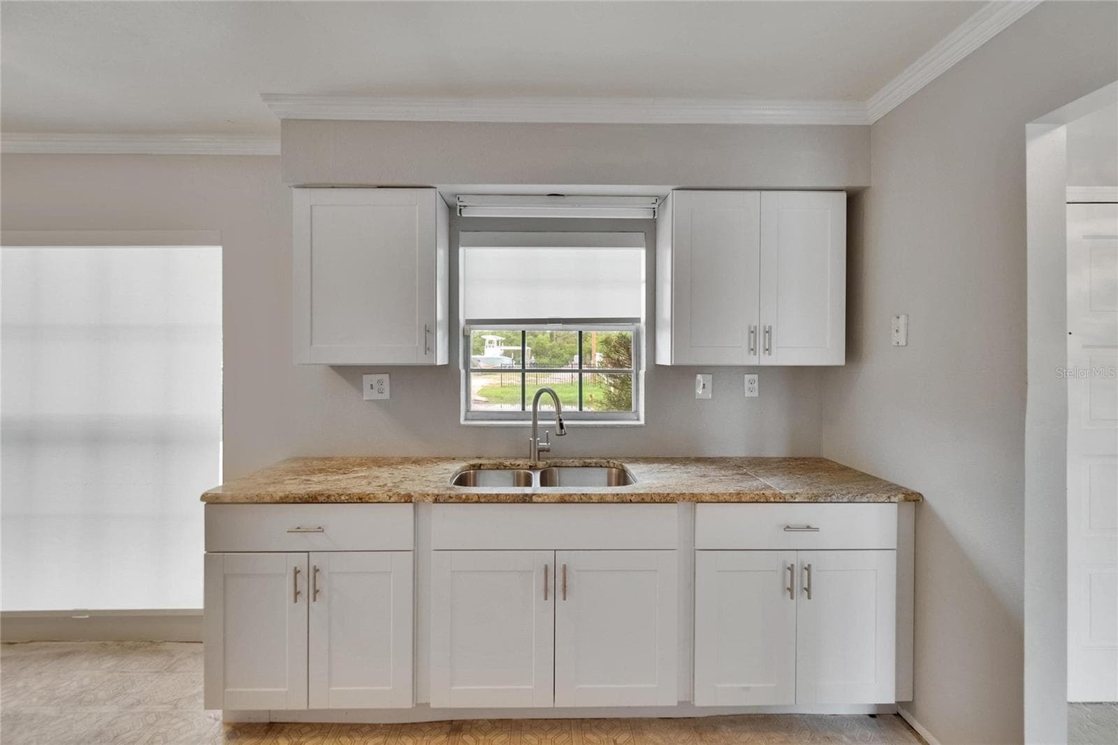 Single Family Residence at 814 SEABREEZE DR, RUSKIN, photo 18 of 38