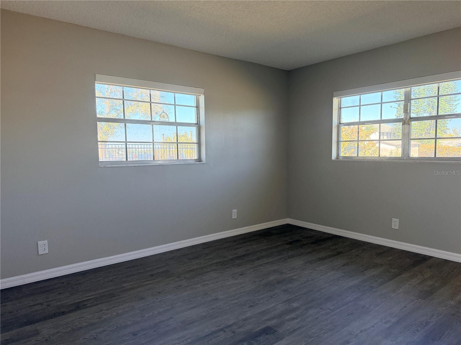 Single Family Residence at 814 SEABREEZE DR, RUSKIN, photo 25 of 38