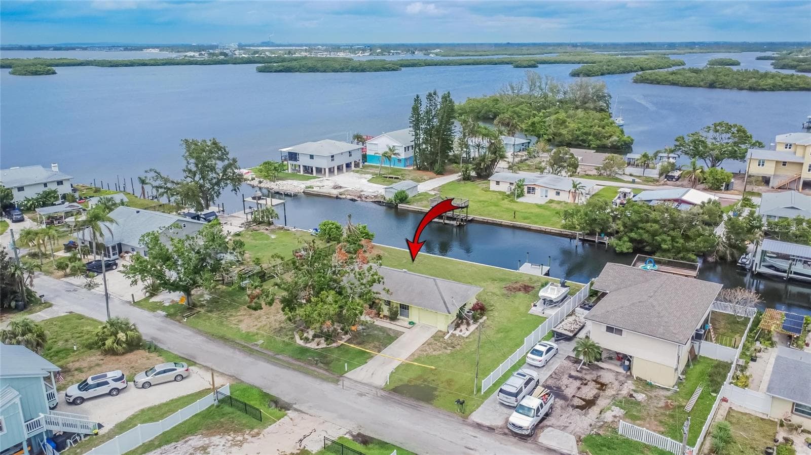 Single Family Residence at 814 SEABREEZE DR, RUSKIN, photo 34 of 38