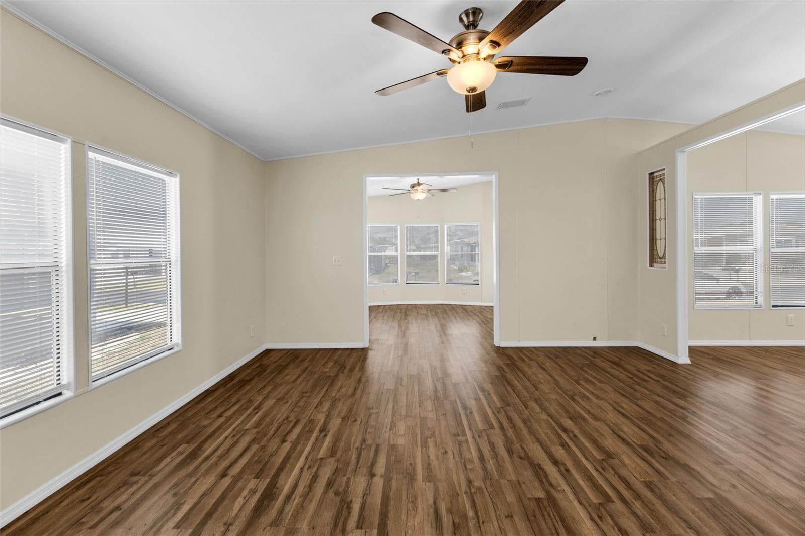 Manufactured Home at 503 MADONNA, NORTH PORT, photo 7 of 18