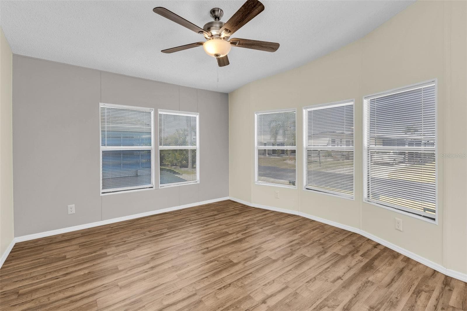 Manufactured Home at 503 MADONNA, NORTH PORT, photo 10 of 18