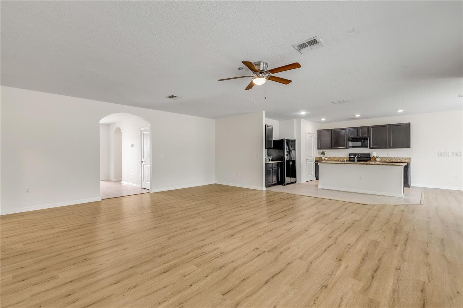 Single Family Residence at 48 HICKORY CRSE, OCALA, photo 6 of 52