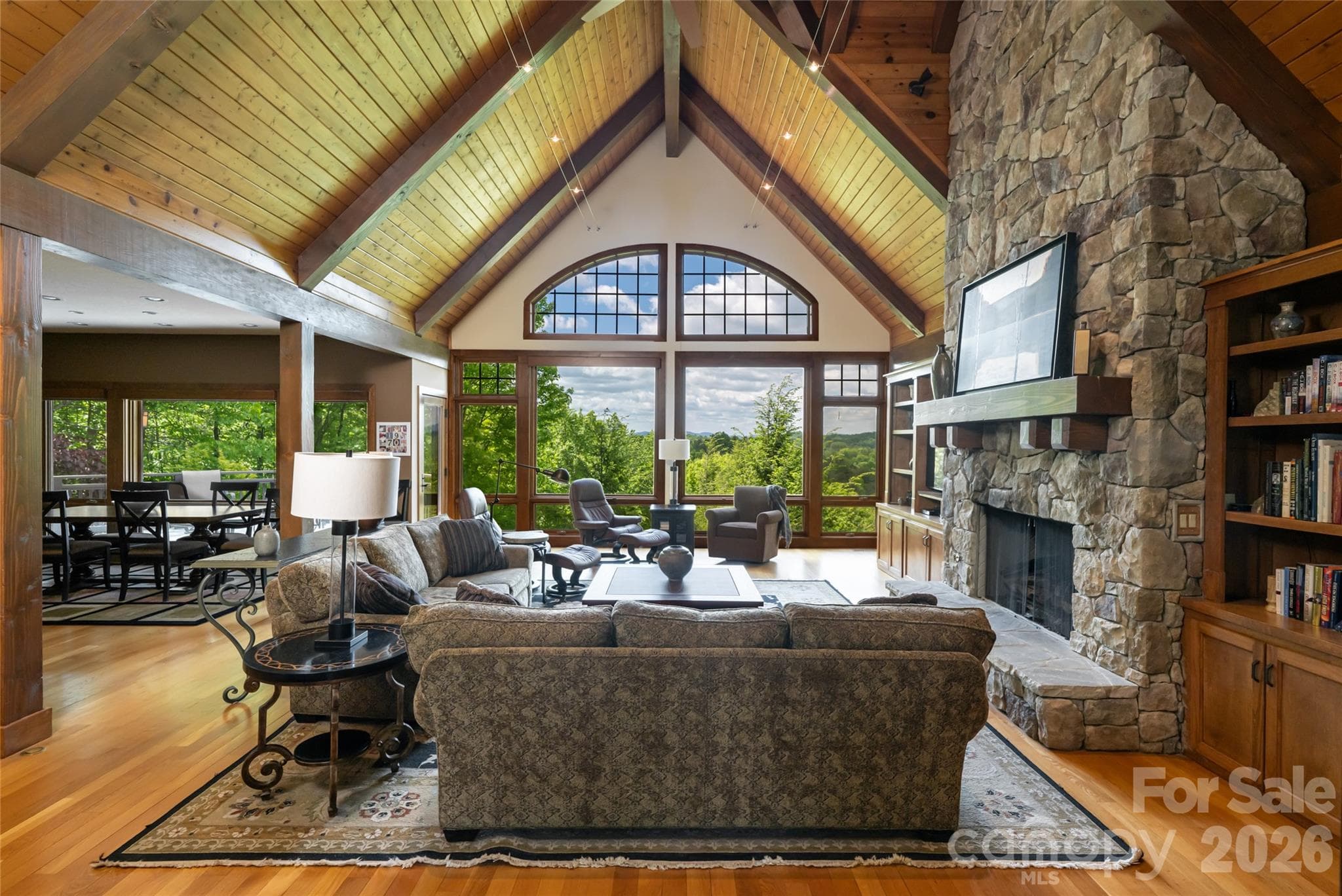 Single Family Residence at Hendersonville, photo 2 of 47