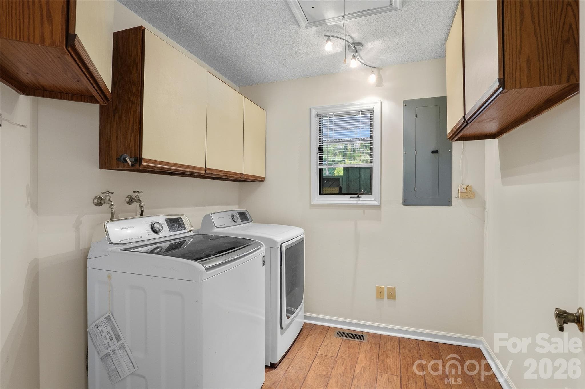 Laundry - 201 Timber Drive, Asheville