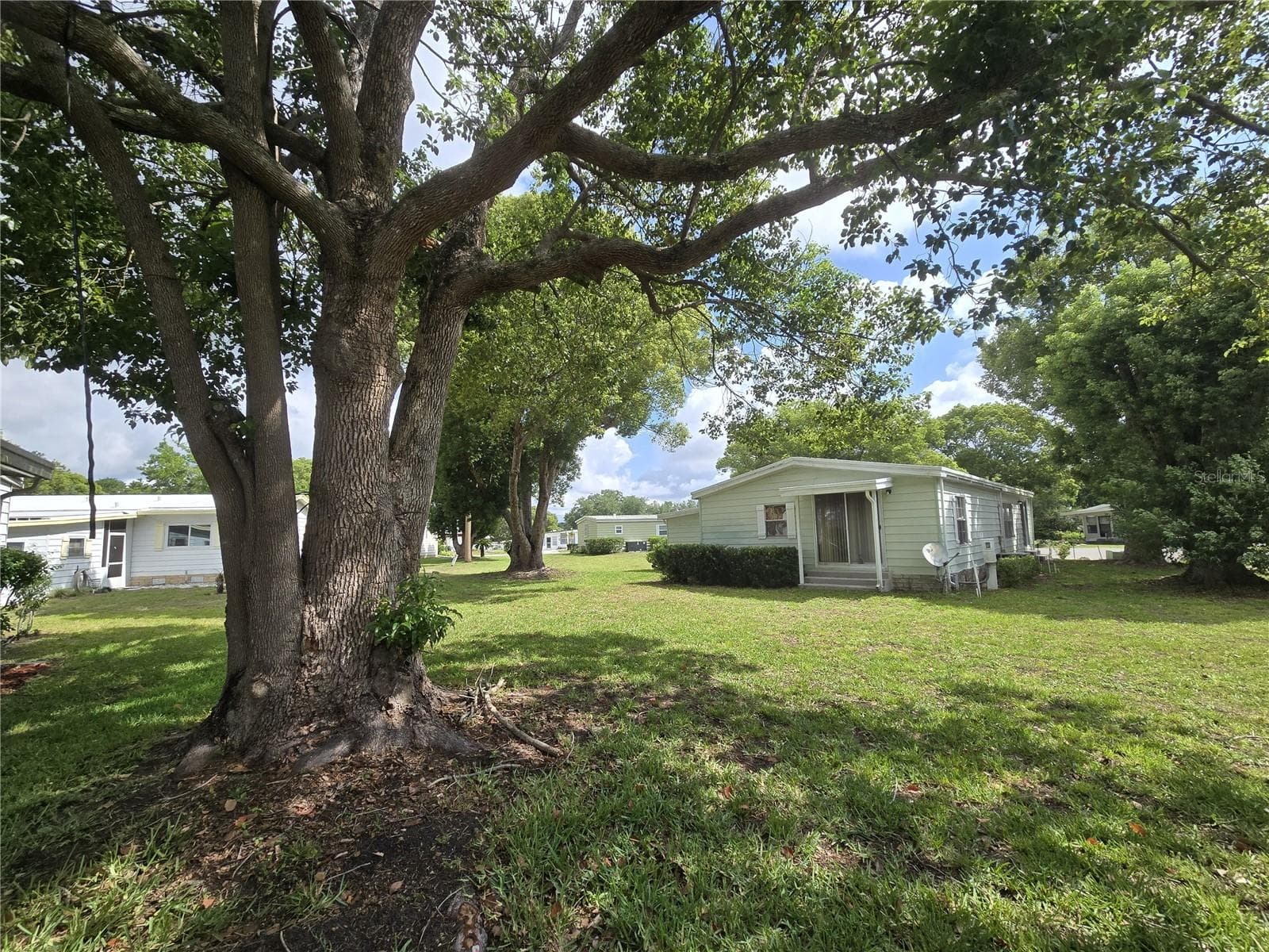 back - 2011 OAK GROVE DR #39, ZELLWOOD
