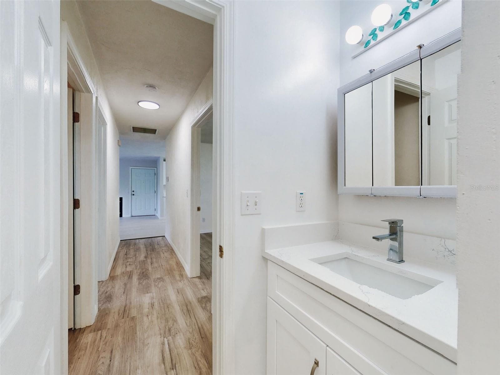 Single Family Residence at 111 VALENCIA DR, EDGEWATER, photo 28 of 81