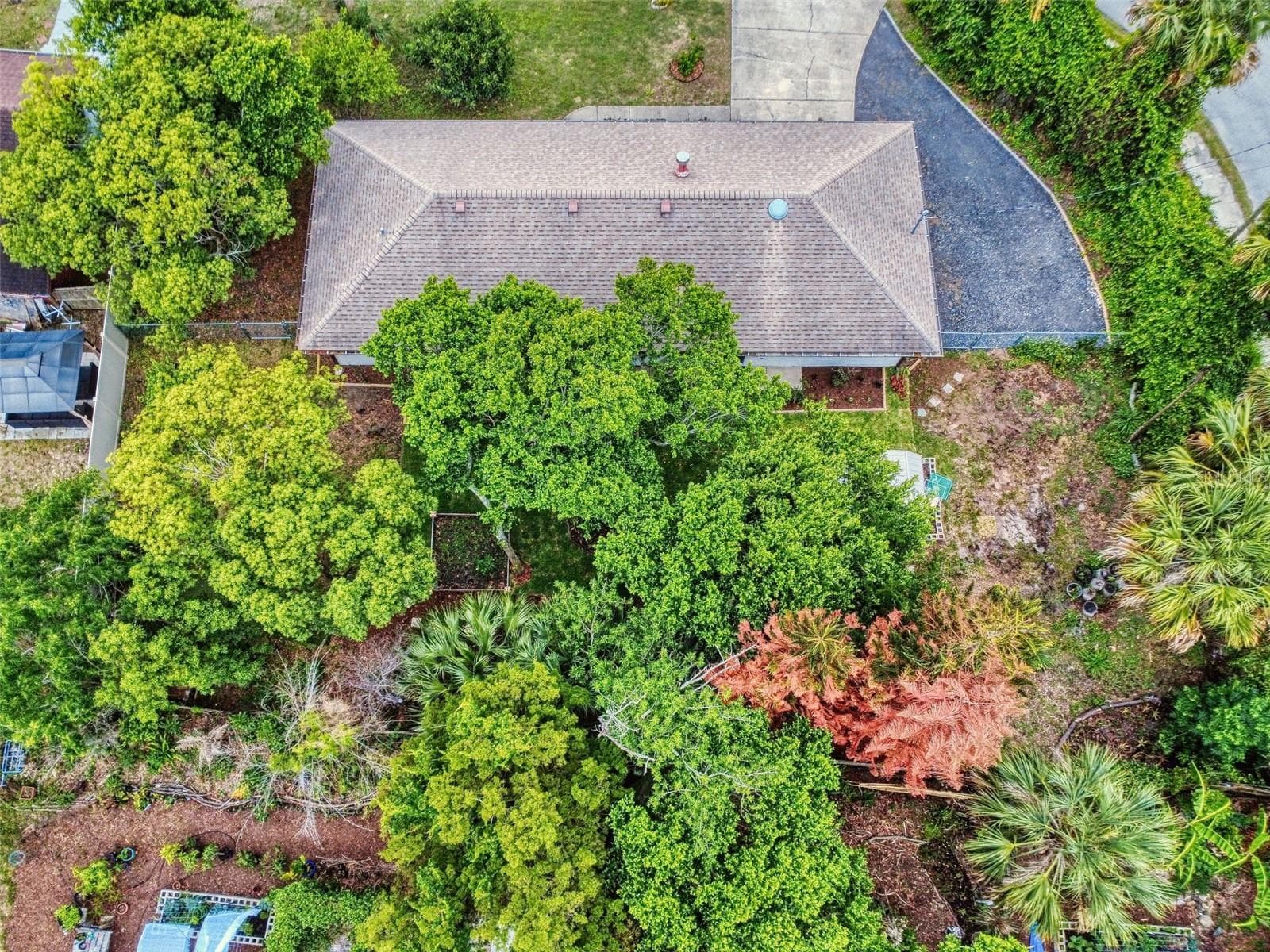 Single Family Residence at 111 VALENCIA DR, EDGEWATER, photo 70 of 81