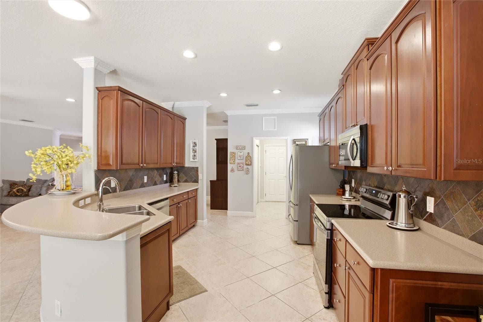 Single Family Residence at 7131 67TH TER E, BRADENTON, photo 6 of 39