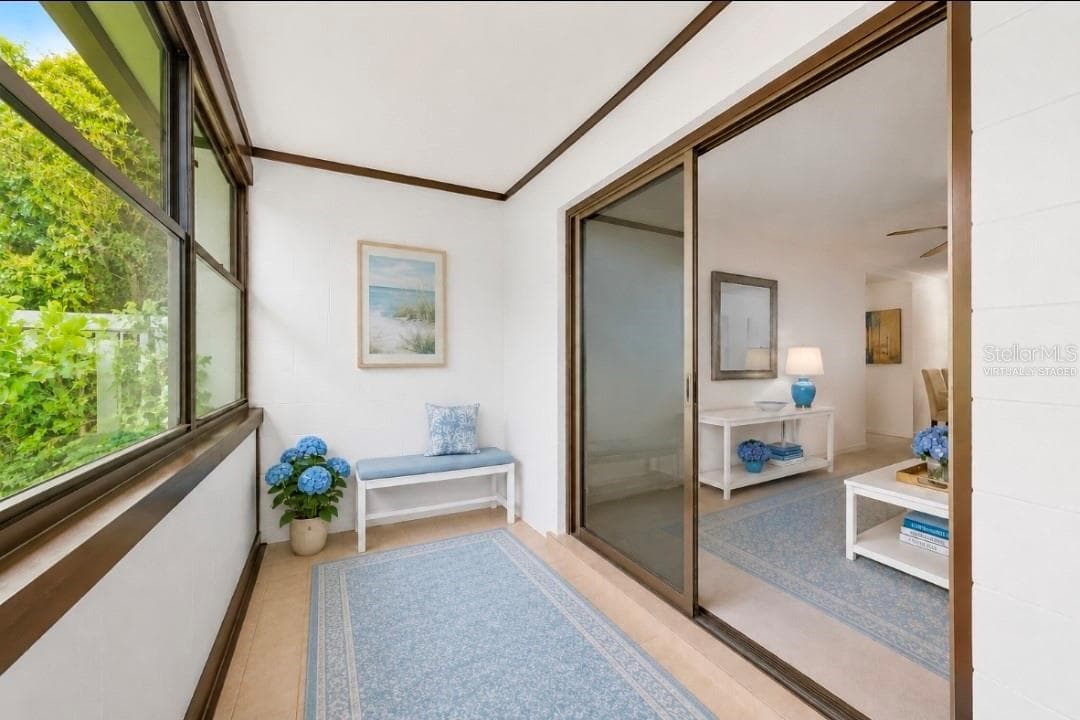 Cozy,  breezy, peaceful(Partially virtually staged - 2415 NE 7TH ST #8, OCALA