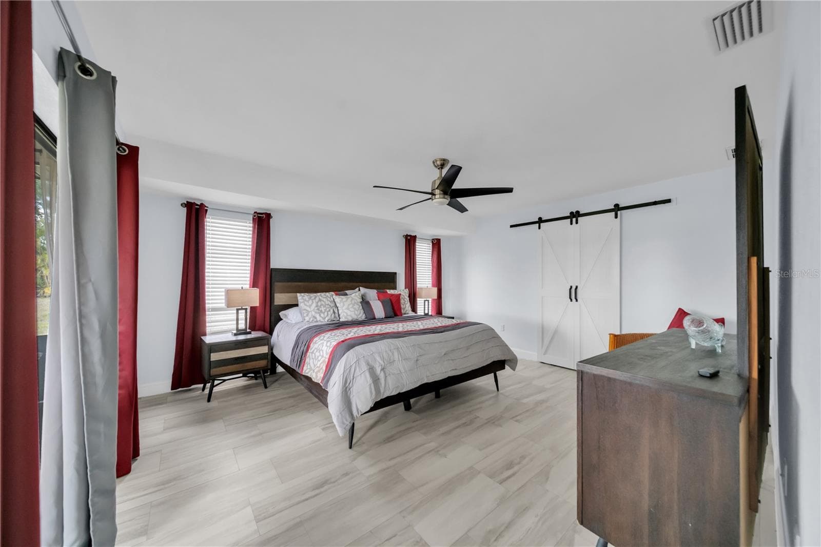 Single Family Residence at 299 ROTONDA CIR, ROTONDA WEST, photo 13 of 51
