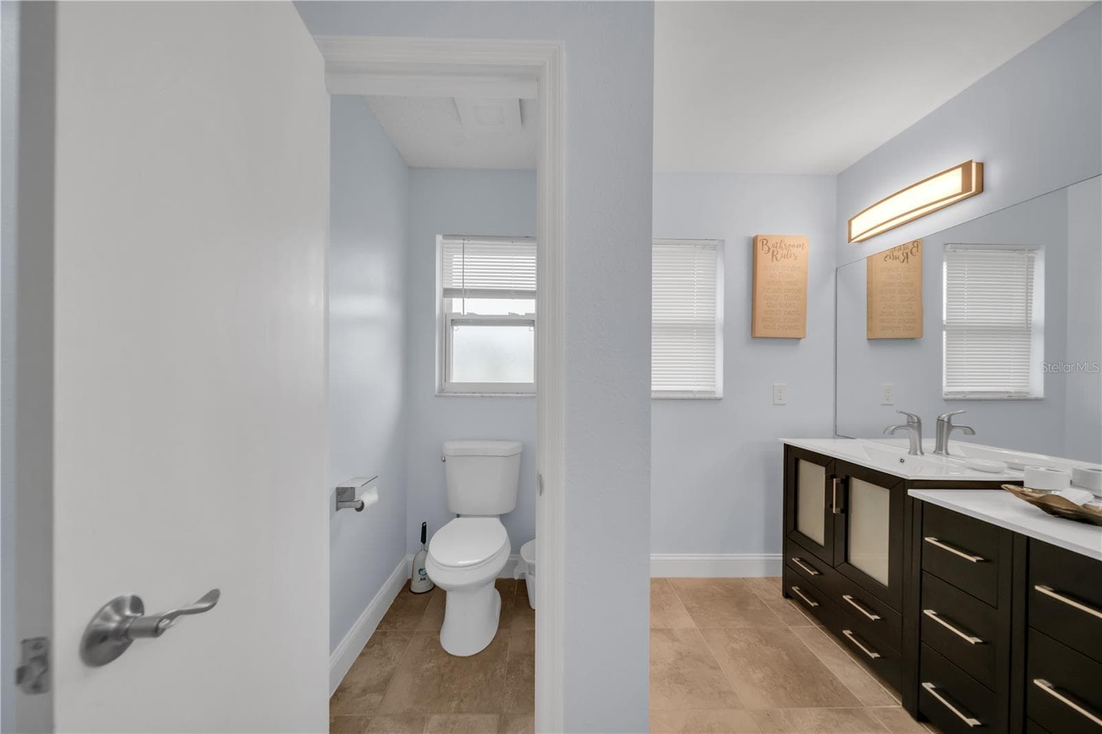 Single Family Residence at 299 ROTONDA CIR, ROTONDA WEST, photo 20 of 51