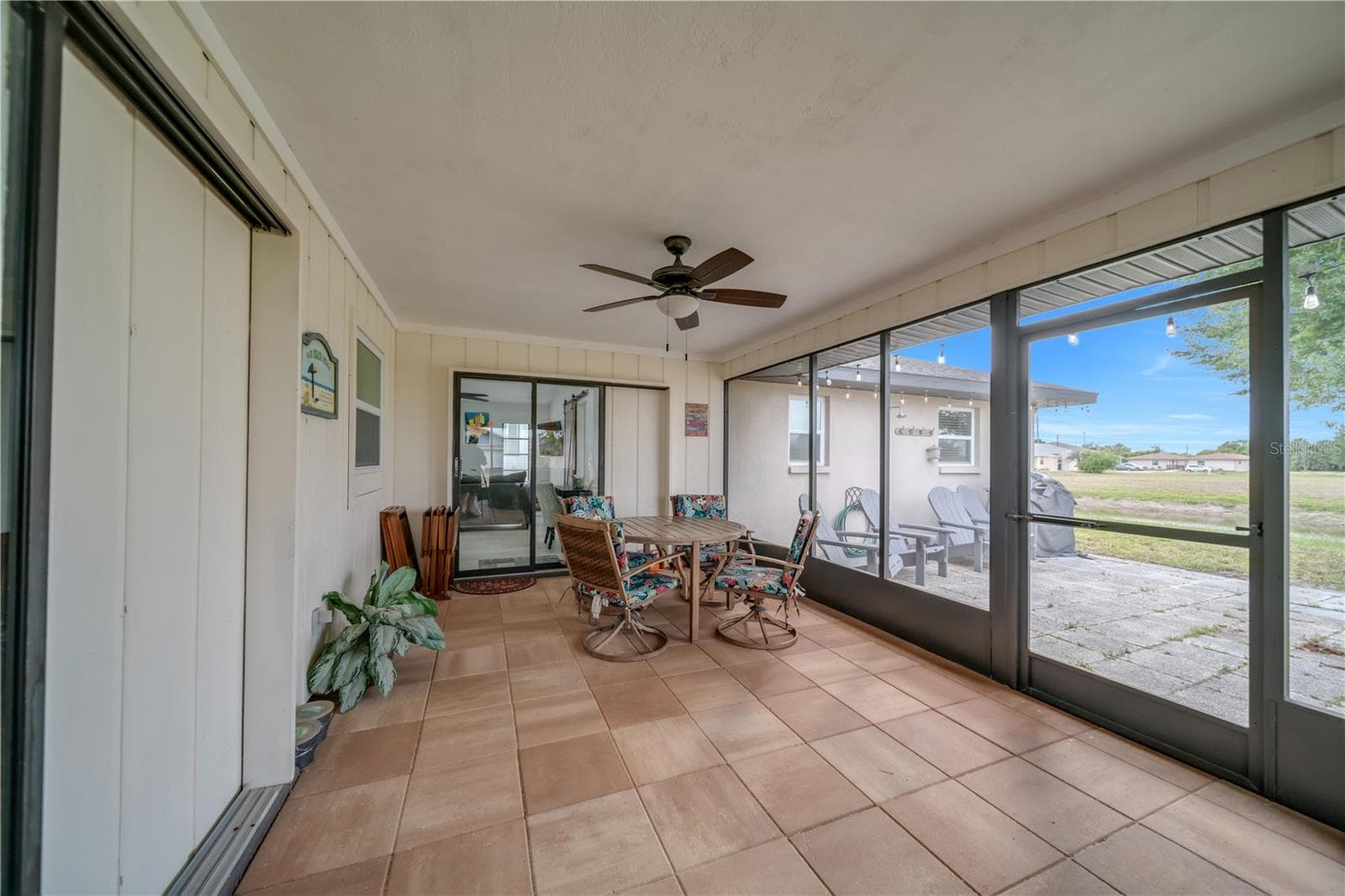 Single Family Residence at 299 ROTONDA CIR, ROTONDA WEST, photo 27 of 51