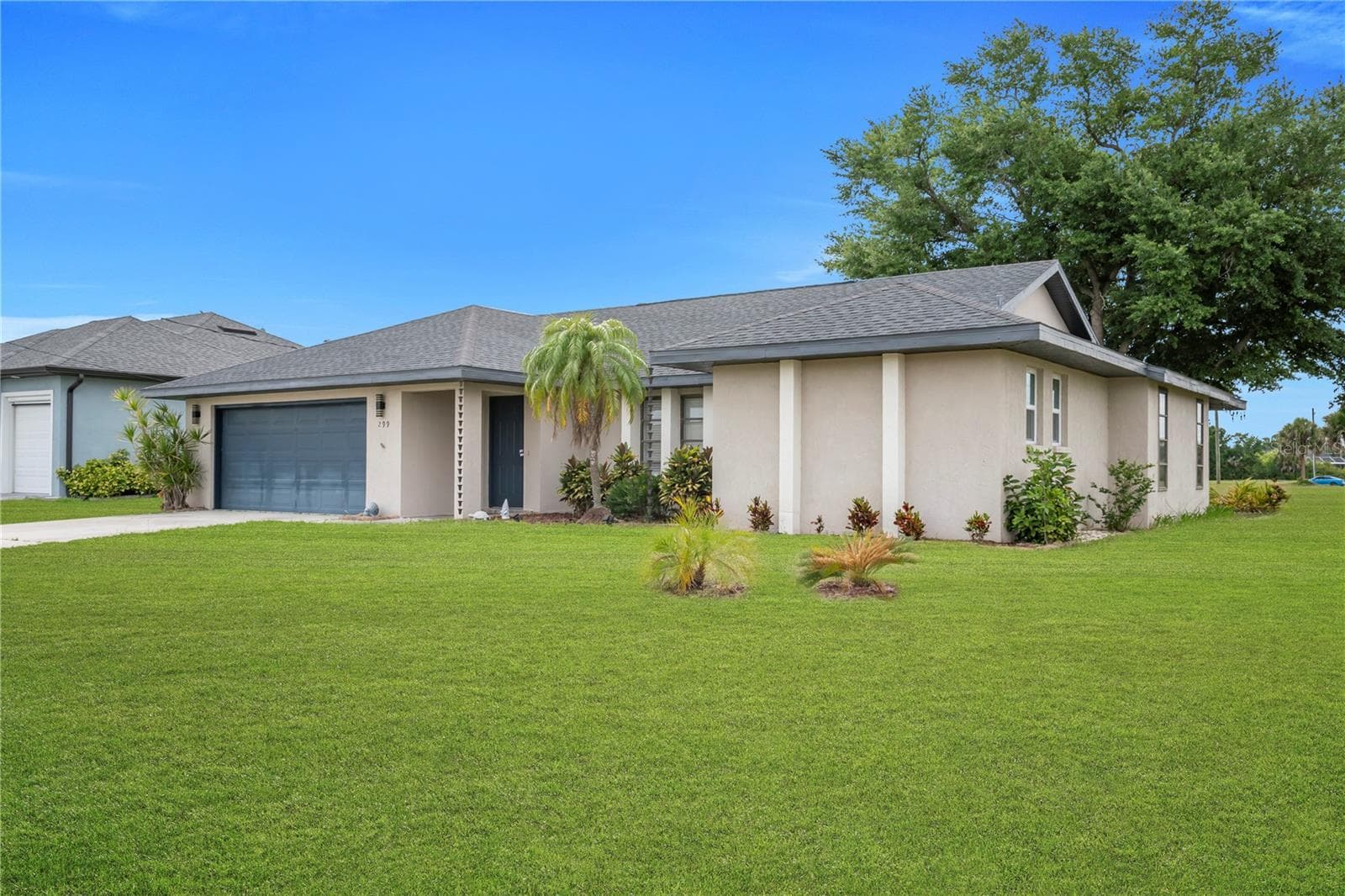 Single Family Residence at 299 ROTONDA CIR, ROTONDA WEST, photo 35 of 51