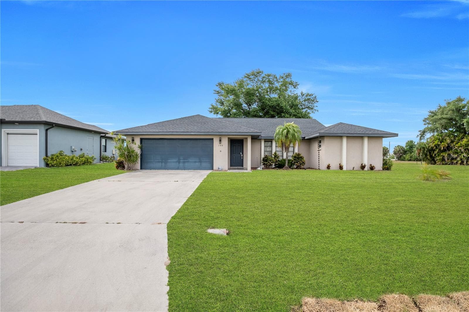Single Family Residence at 299 ROTONDA CIR, ROTONDA WEST, photo 37 of 51