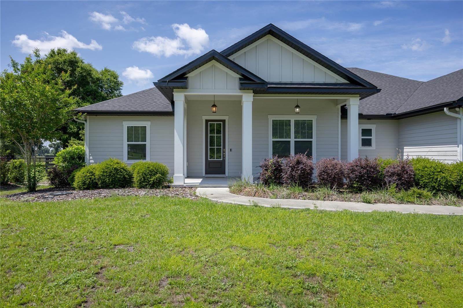 Single Family Residence at 1146 SW MANDIBA DR, LAKE CITY, photo 4 of 42