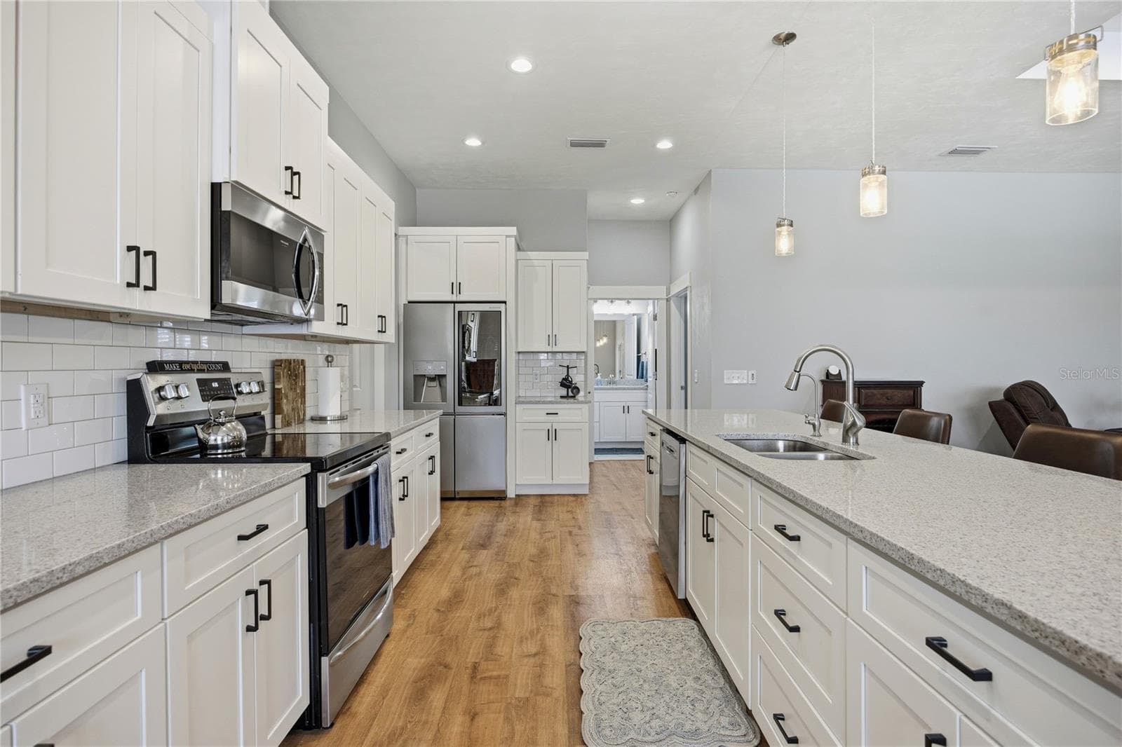 Kitchen - 1146 SW MANDIBA DR, LAKE CITY