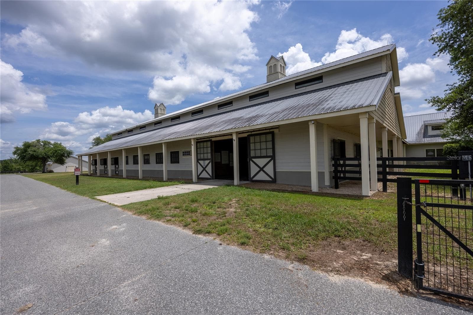 Equestrian Center - 1146 SW MANDIBA DR, LAKE CITY