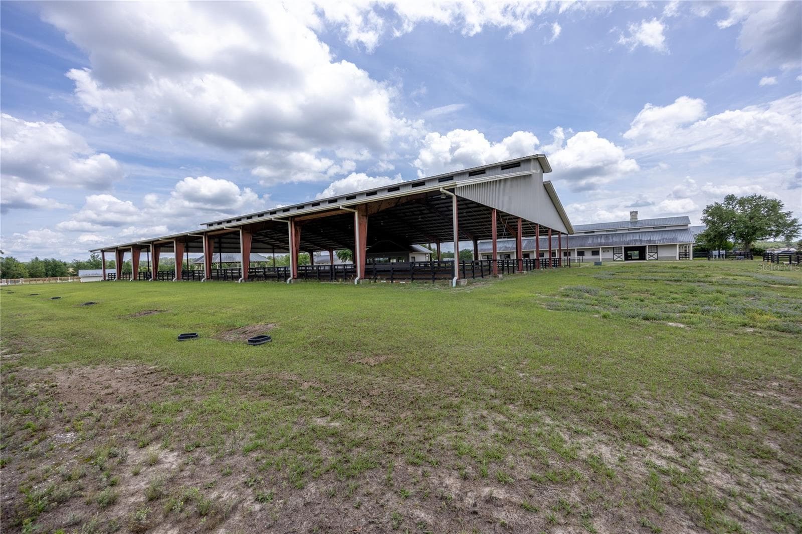 Community Equestrian Center - 1146 SW MANDIBA DR, LAKE CITY