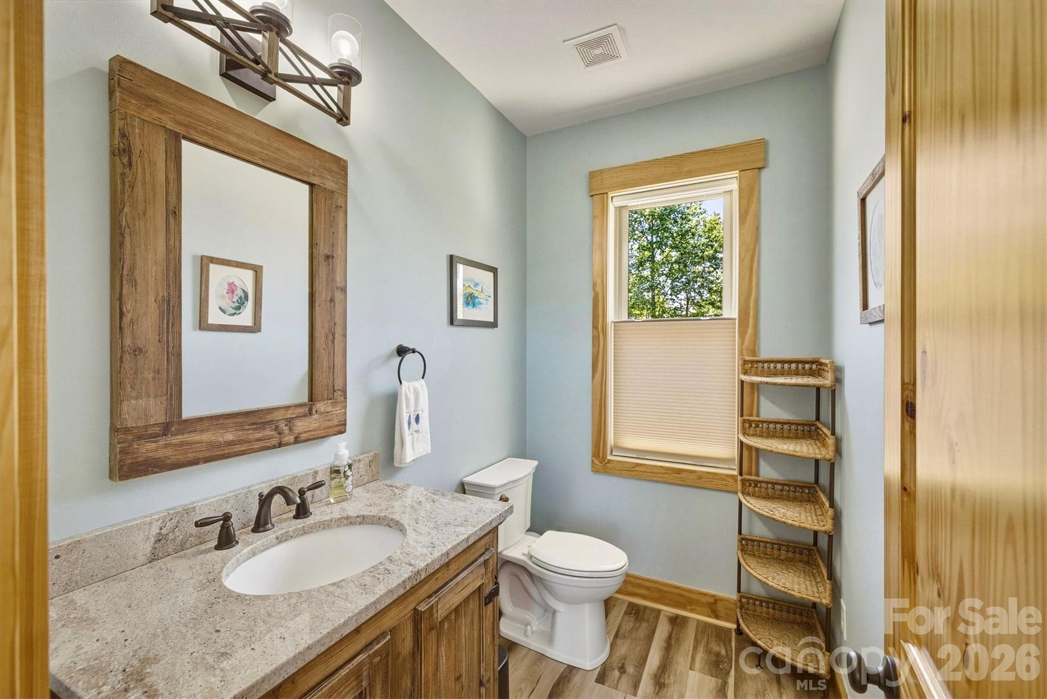 Single Family Residence at Lenoir, photo 18 of 48