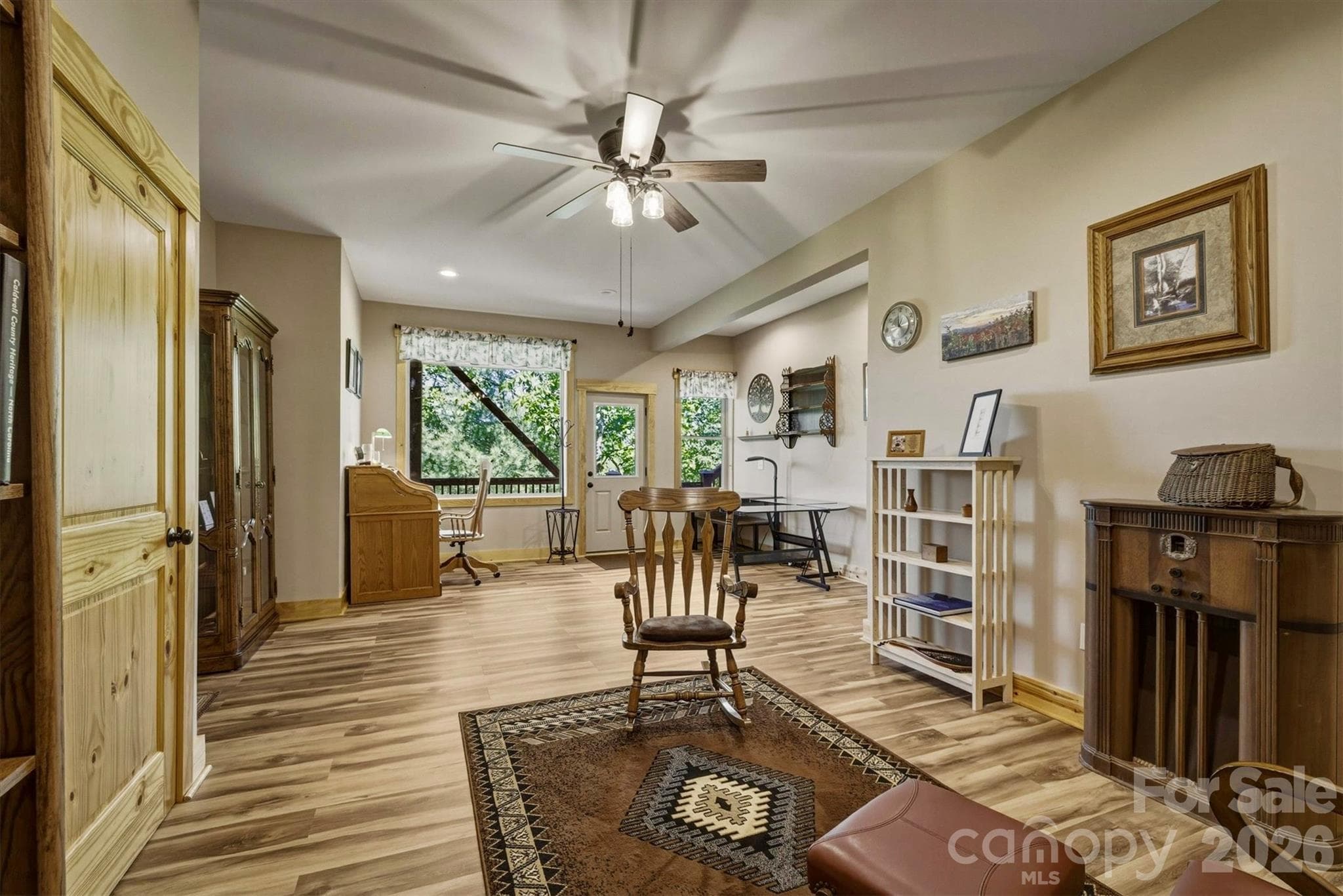 Single Family Residence at Lenoir, photo 26 of 48