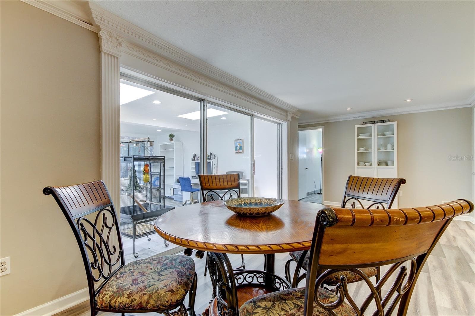 Photo prior to vacancy. - 1846 ELMHURST DR, CLEARWATER