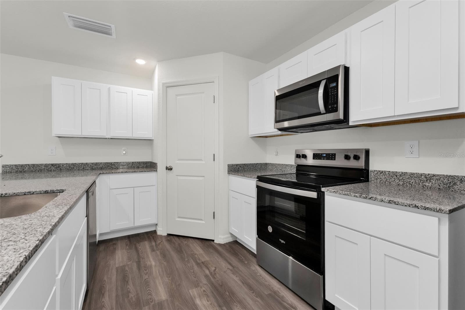 Kitchen - 1040 SHERWIN ST, PORT CHARLOTTE