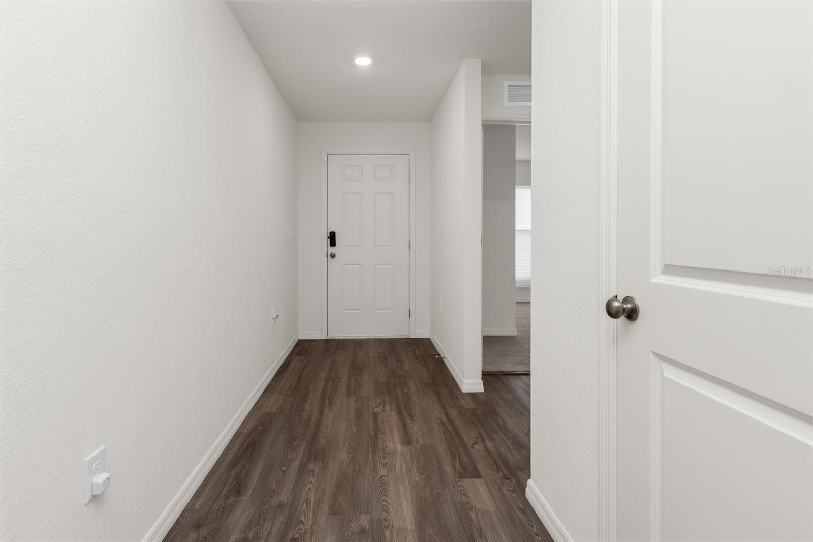 Front door and hallway - 1040 SHERWIN ST, PORT CHARLOTTE