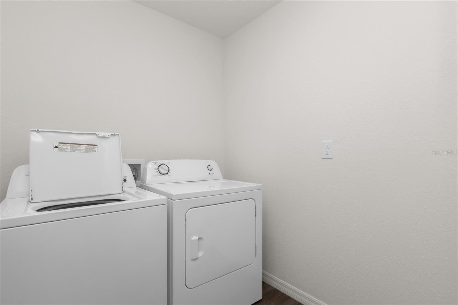 Laundry room - 1040 SHERWIN ST, PORT CHARLOTTE