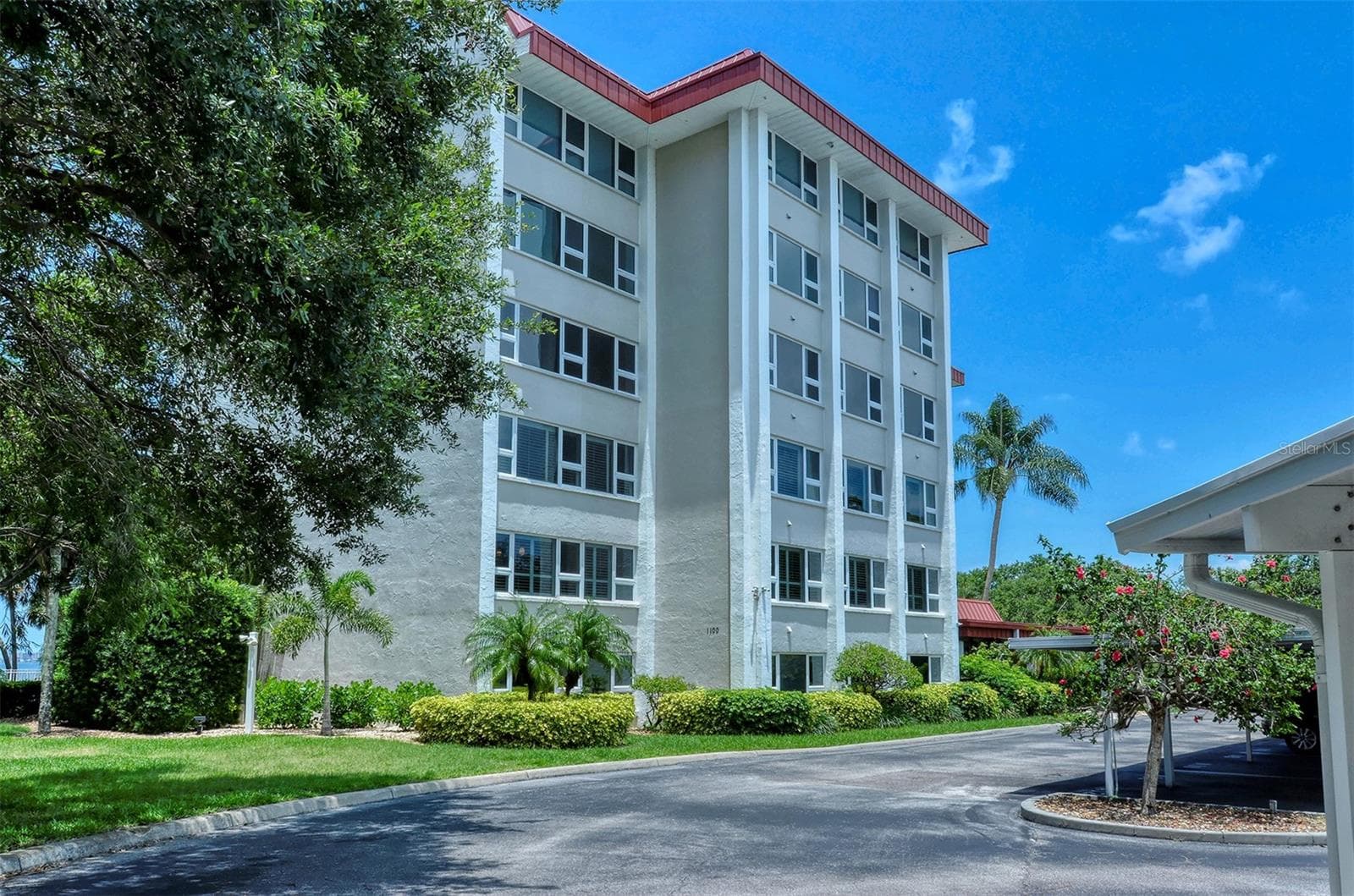 Condominium at 1100 IMPERIAL DR #108, SARASOTA, photo 3 of 36