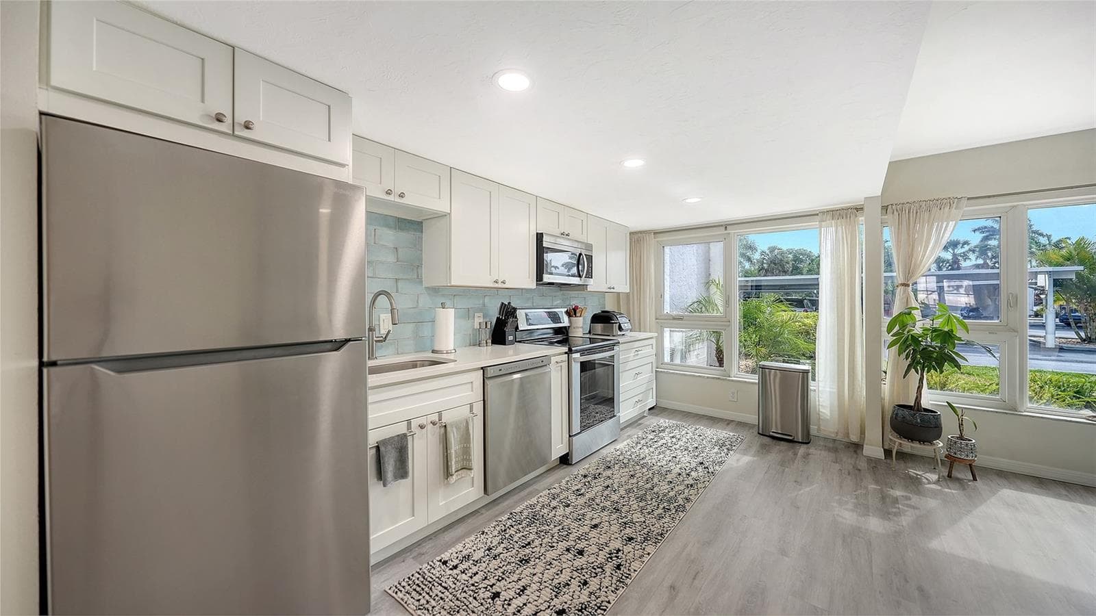 Condominium at 1100 IMPERIAL DR #108, SARASOTA, photo 5 of 36